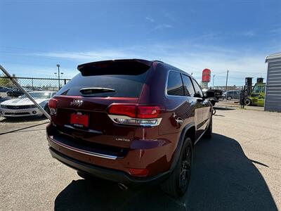2020 Jeep Grand Cherokee Limited   - Photo 3 - Albany, OR 97322