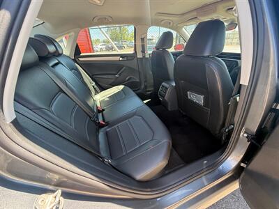 2021 Volkswagen Passat SE   - Photo 7 - Albany, OR 97322