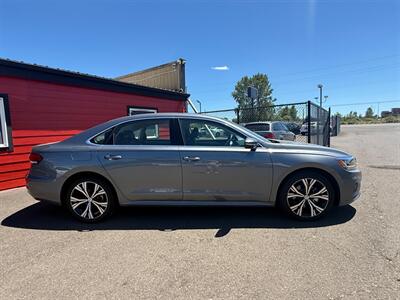 2021 Volkswagen Passat SE   - Photo 2 - Albany, OR 97322