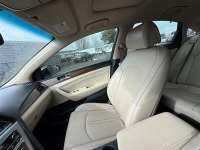 2017 Hyundai SONATA Sport   - Photo 16 - Albany, OR 97322