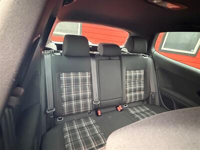 2012 Volkswagen GTI Base PZEV   - Photo 11 - Albany, OR 97322