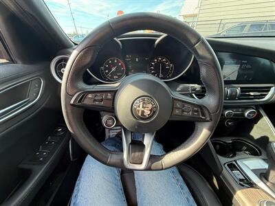 2022 Alfa Romeo Giulia Ti   - Photo 17 - Albany, OR 97322