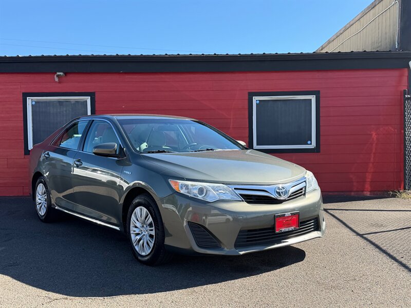 2014 Toyota Camry Hybrid LE Hybrid