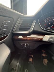 2019 Audi Q5 quattro Premium Plus 45 T   - Photo 14 - Albany, OR 97322