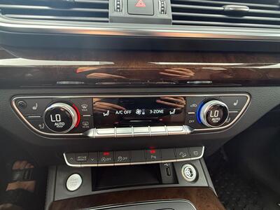 2019 Audi Q5 quattro Premium Plus 45 T   - Photo 19 - Albany, OR 97322