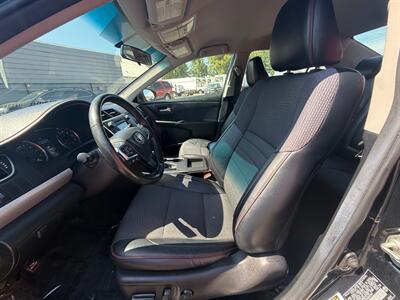 2016 Toyota Camry SE   - Photo 9 - Albany, OR 97322