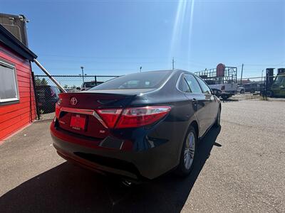 2016 Toyota Camry SE   - Photo 3 - Albany, OR 97322