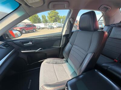 2016 Toyota Camry SE   - Photo 17 - Albany, OR 97322