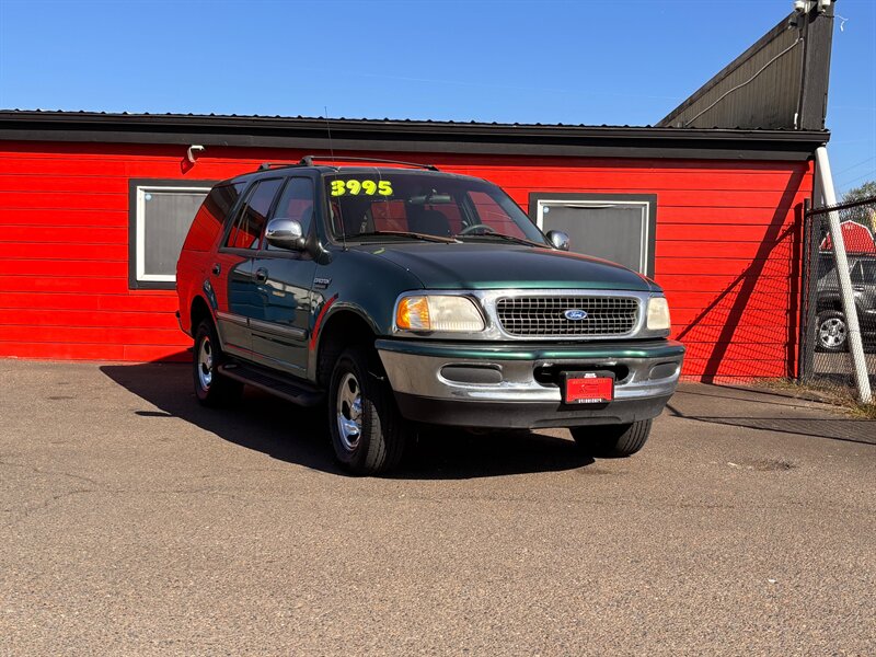 2004 Ford Expedition XLT XLT