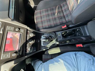 2018 Volkswagen Golf GTI S   - Photo 16 - Albany, OR 97322