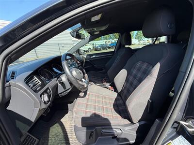 2018 Volkswagen Golf GTI S   - Photo 10 - Albany, OR 97322