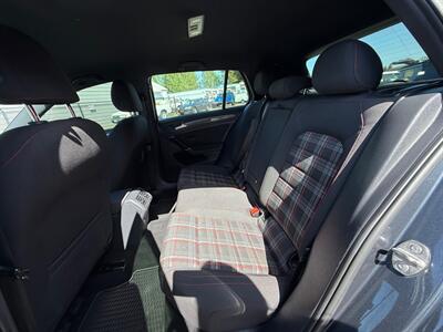 2018 Volkswagen Golf GTI S   - Photo 11 - Albany, OR 97322