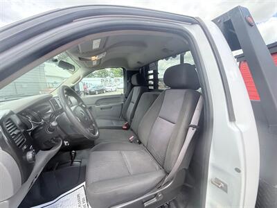 2011 GMC Sierra 2500HD Work Truck   - Photo 17 - Albany, OR 97322