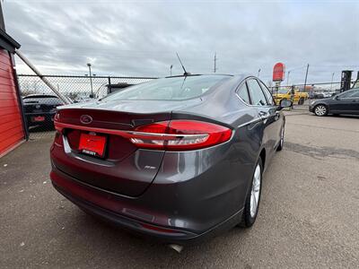2018 Ford Fusion SE   - Photo 3 - Albany, OR 97322