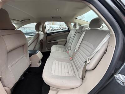 2018 Ford Fusion SE   - Photo 10 - Albany, OR 97322