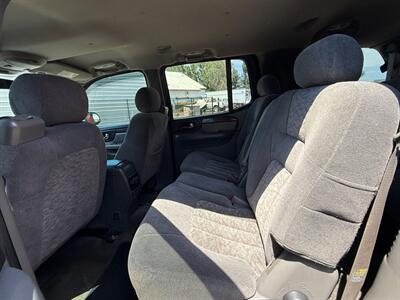 2004 GMC Envoy XL SLE   - Photo 8 - Albany, OR 97322