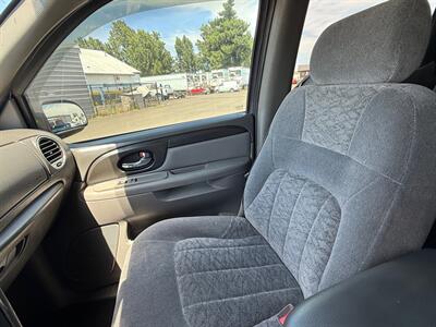 2004 GMC Envoy XL SLE   - Photo 10 - Albany, OR 97322