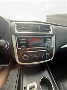 2017 Nissan Altima 2.5 SR   - Photo 11 - Albany, OR 97322