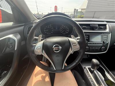2017 Nissan Altima 2.5 SR   - Photo 15 - Albany, OR 97322