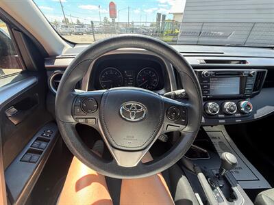 2017 Toyota RAV4 LE   - Photo 12 - Albany, OR 97322
