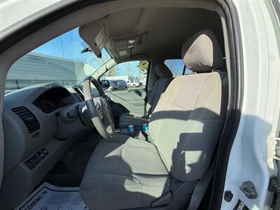 2017 Nissan Frontier S   - Photo 8 - Albany, OR 97322