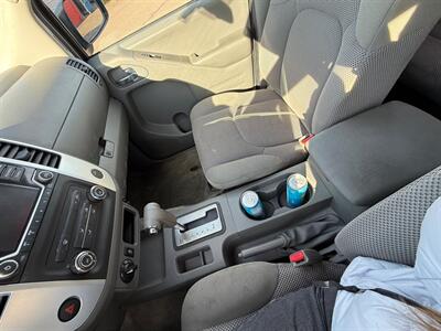 2017 Nissan Frontier S   - Photo 12 - Albany, OR 97322