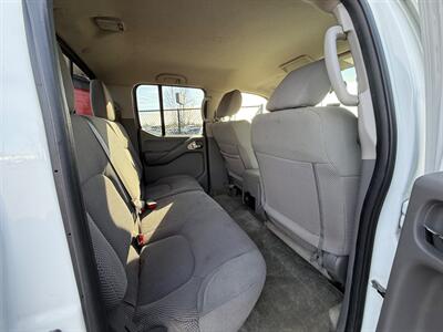2017 Nissan Frontier S   - Photo 7 - Albany, OR 97322