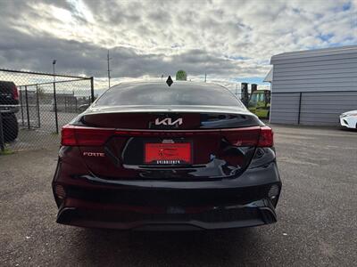 2023 Kia Forte LXS   - Photo 5 - Albany, OR 97322