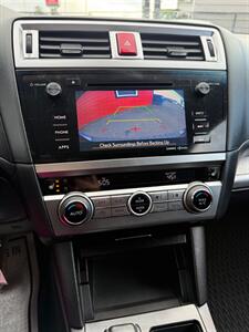 2017 Subaru Outback 2.5i Premium   - Photo 16 - Albany, OR 97322