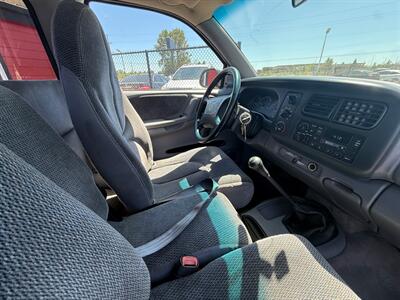 1998 Dodge Dakota   - Photo 14 - Albany, OR 97322