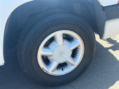 1998 Dodge Dakota   - Photo 8 - Albany, OR 97322
