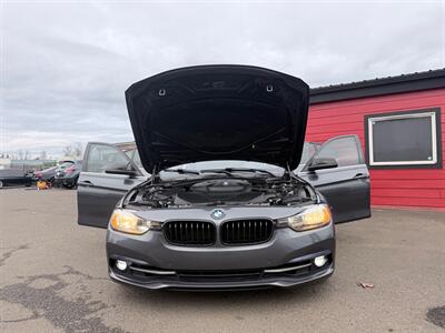 2017 BMW 3 Series 330i   - Photo 5 - Albany, OR 97322