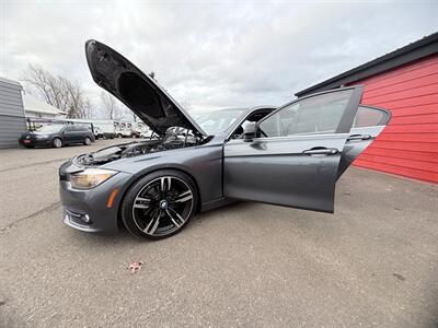 2017 BMW 3 Series 330i   - Photo 8 - Albany, OR 97322