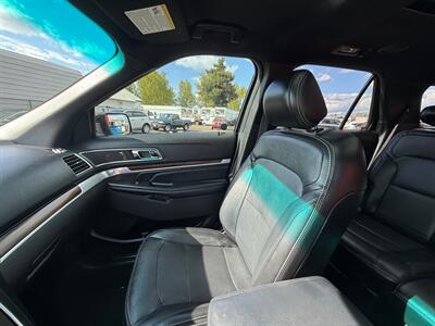 2017 Ford Explorer Limited   - Photo 16 - Albany, OR 97322