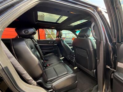 2017 Ford Explorer Limited   - Photo 7 - Albany, OR 97322