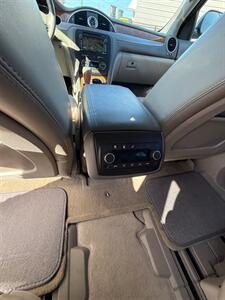 2011 Buick Enclave CXL-2   - Photo 13 - Albany, OR 97322