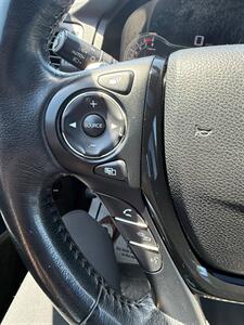 2016 Honda Pilot Touring   - Photo 15 - Albany, OR 97322