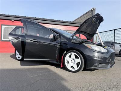 2014 Ford Focus ST   - Photo 4 - Albany, OR 97322
