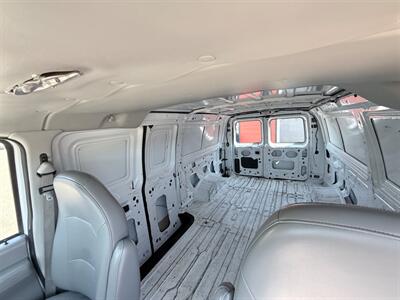 2004 Ford Transit E-150   - Photo 14 - Albany, OR 97322