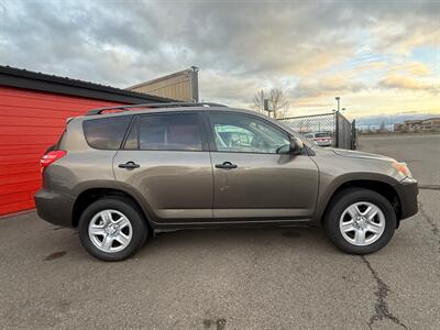 2011 Toyota RAV4   - Photo 2 - Albany, OR 97322