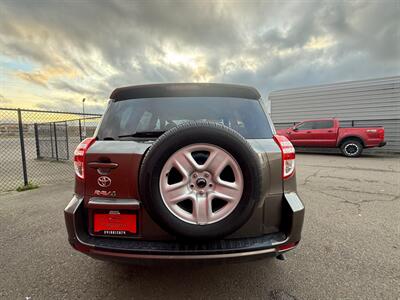 2011 Toyota RAV4   - Photo 4 - Albany, OR 97322
