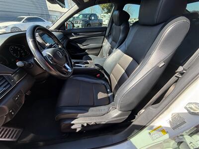 2018 Honda Accord Sport   - Photo 8 - Albany, OR 97322