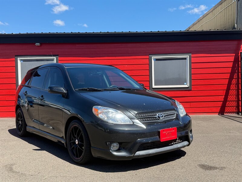 Black 2007 Toyota Matrix Hatchback Front-Wheel Drive Automatic