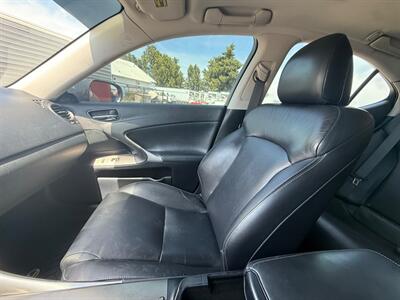 2009 Lexus IS 250   - Photo 10 - Albany, OR 97322