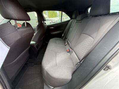 2019 Toyota Corolla Hatchback SE   - Photo 9 - Albany, OR 97322