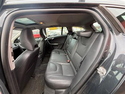 2015 Volvo V60 T5 Drive-E Premier Plus   - Photo 8 - Albany, OR 97322