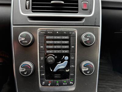 2015 Volvo V60 T5 Drive-E Premier Plus   - Photo 20 - Albany, OR 97322