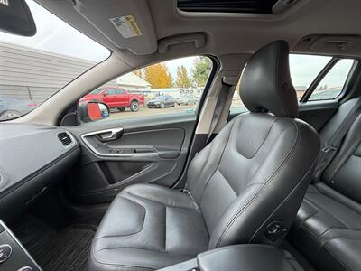 2015 Volvo V60 T5 Drive-E Premier Plus   - Photo 12 - Albany, OR 97322