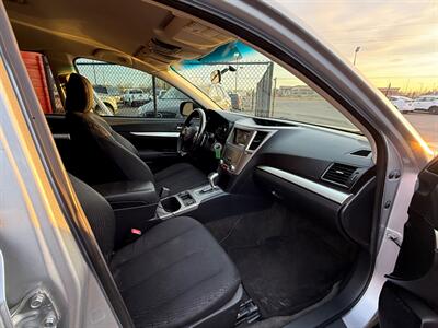 2012 Subaru Outback 2.5i Premium   - Photo 6 - Albany, OR 97322