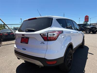 2017 Ford Escape SE   - Photo 3 - Albany, OR 97322